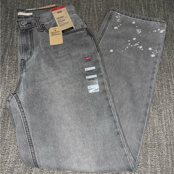 Levi's Denim - Levi’s Low Pro Straight Jeans NWT size 27